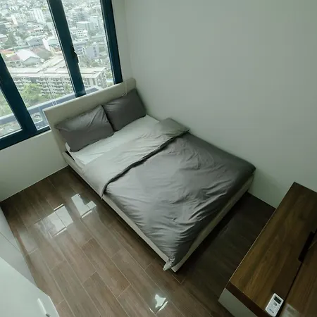 Modern 2Br Makati With Fast Wifi And Netflix