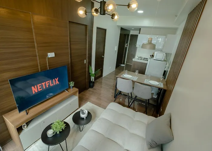 Aparthotel Modern 2br Makati With Fast Wifi And Netflix 4*