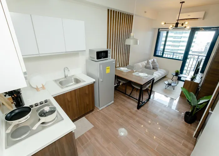Modern 2br Makati With Fast Wifi And Netflix Aparthotel